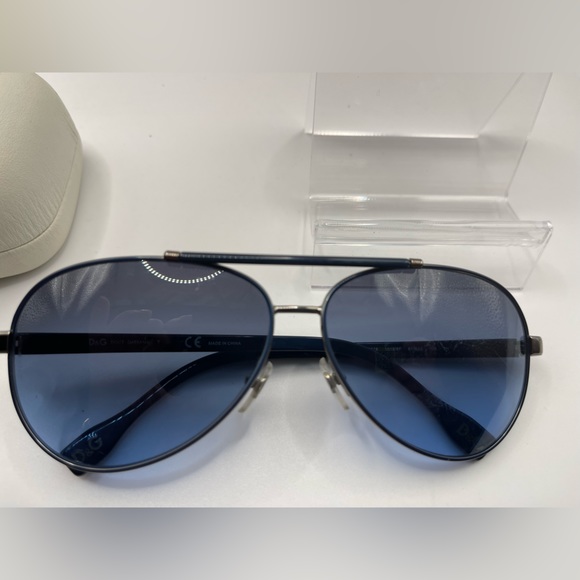 Authentic Dolce & Gabbana Sunglasses - Picture 4 of 17